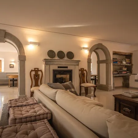 Saunu Dvor Tolminski Lom