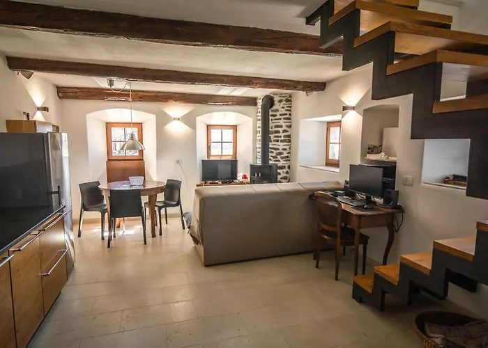 Saunu Dvor * Tolminski Lom