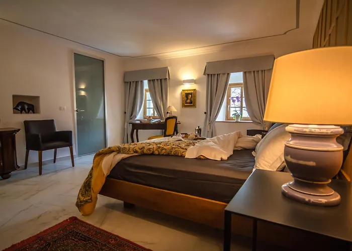 Saunu Dvor Oda ve Kahvaltı Tolminski Lom