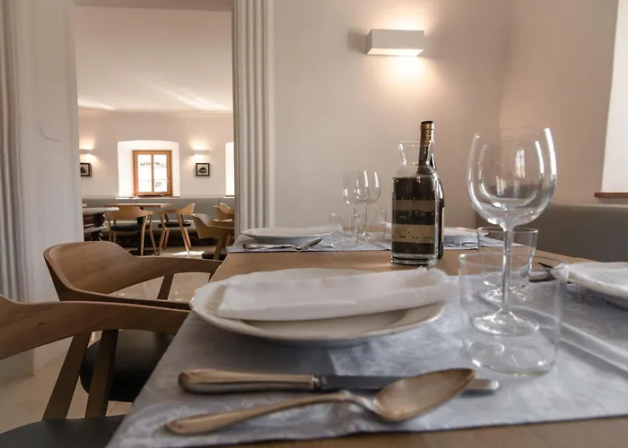 Oda ve Kahvaltı Saunu Dvor Tolminski Lom